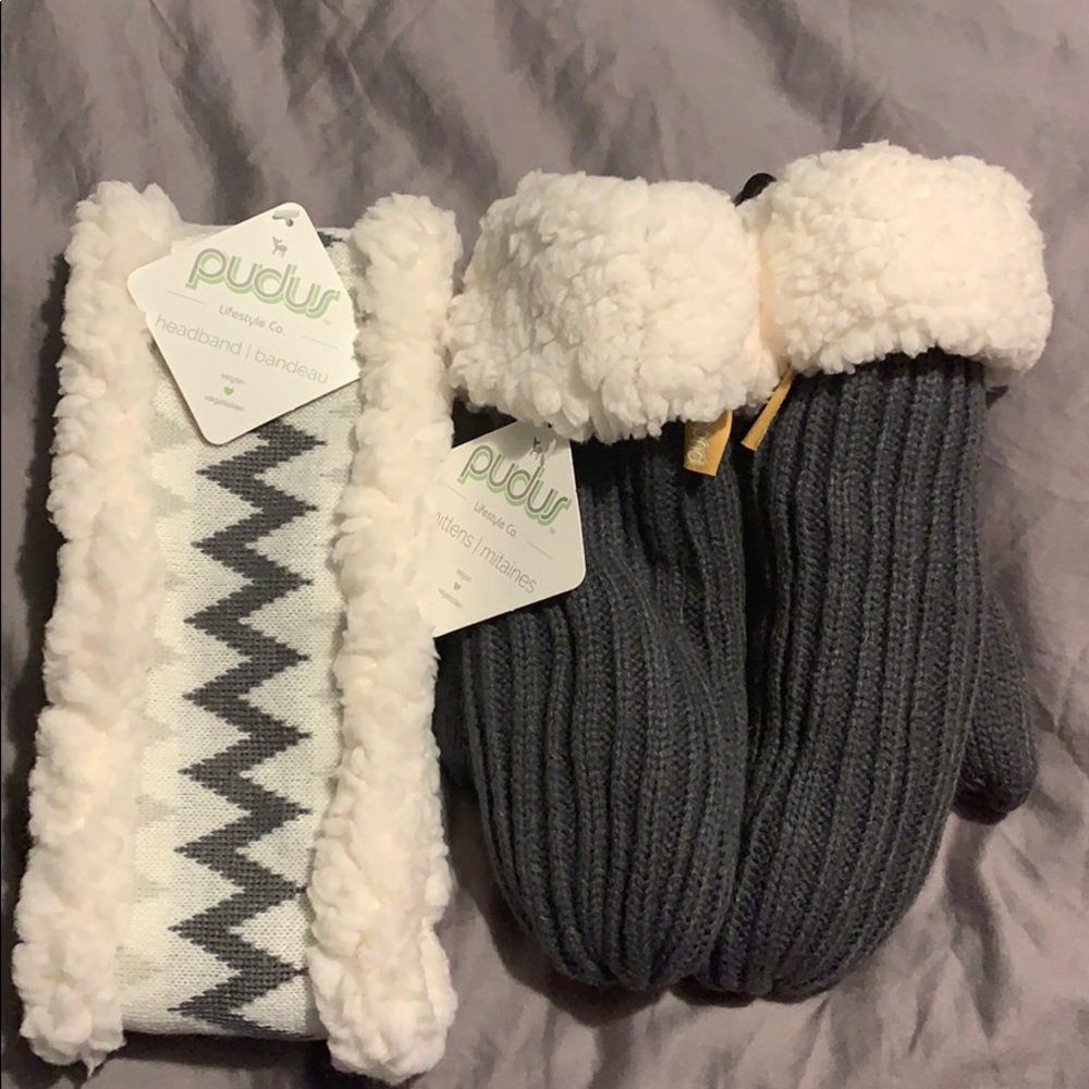 Pudus mittens and headband for women!